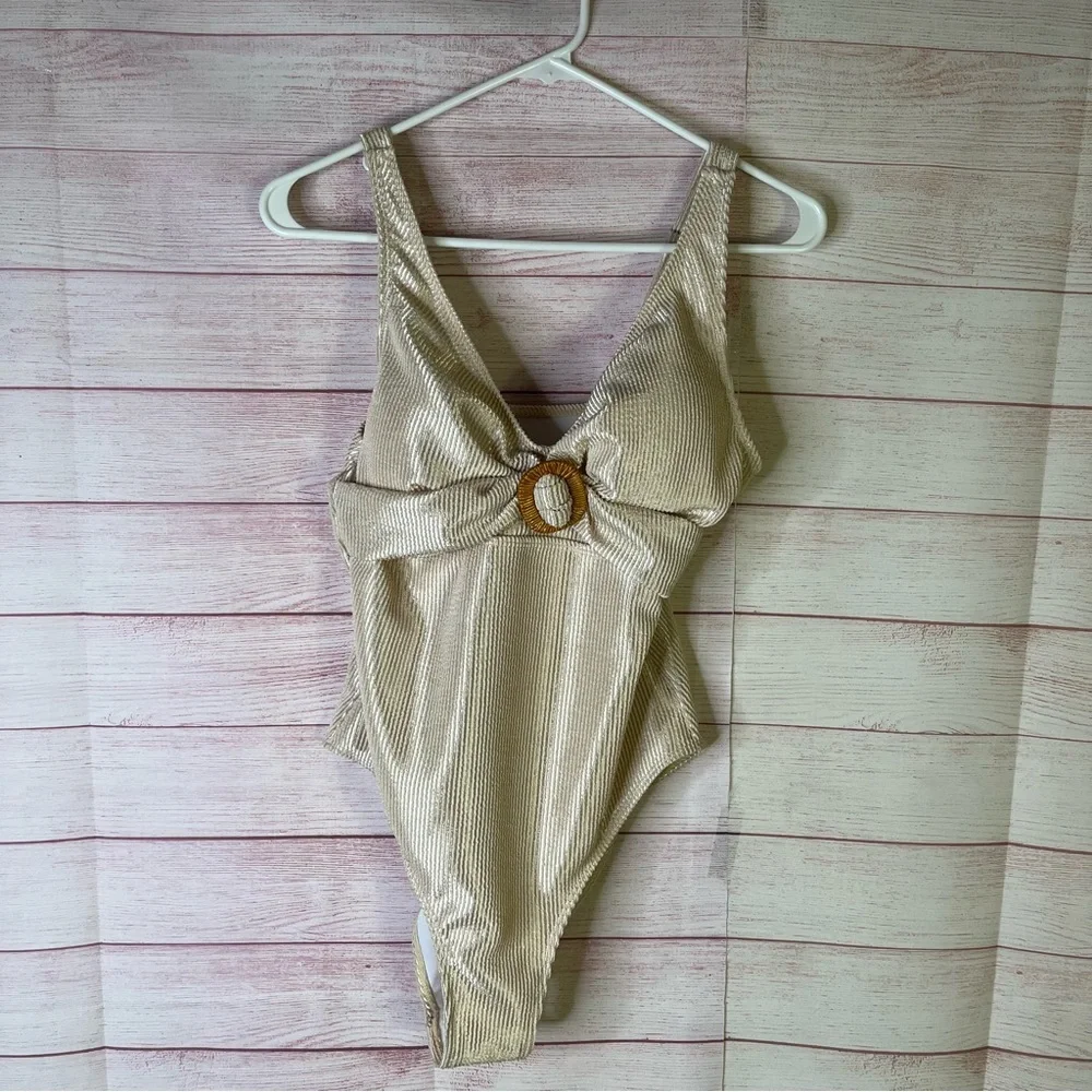 Unbranded Apricot Textured V Neck One-Pieces Swimsuit‎ Size Large